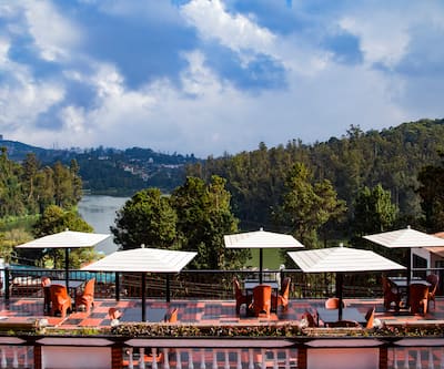 https://imgcld.yatra.com/ytimages/image/upload/t_hotel_yatra_city_desktop/v1483434823/Domestic Hotels/Hotels_Ooty/Hotel Darshan/Overview.jpg